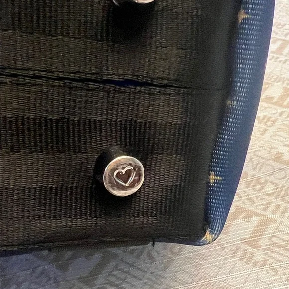 Harveys Disney Peter Pan Blue Tote Bag💙PRICE FIRM - Picture 10 of 11